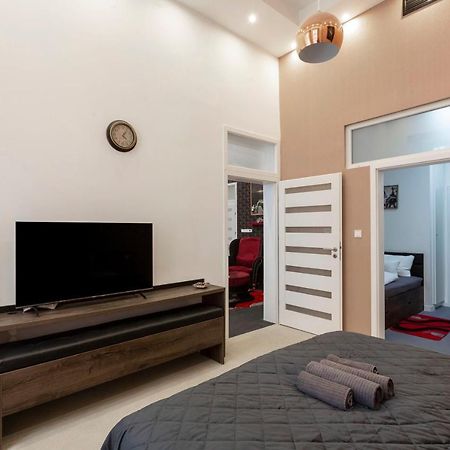 Exclusive Marilyn Apartment In The Heart Of Budapest Bagian luar foto