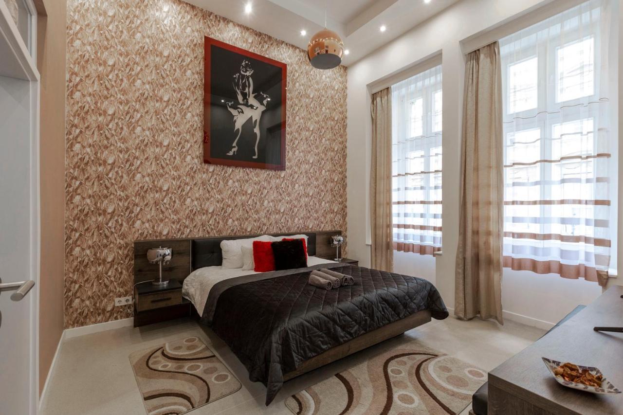 Exclusive Marilyn Apartment In The Heart Of Budapest Bagian luar foto