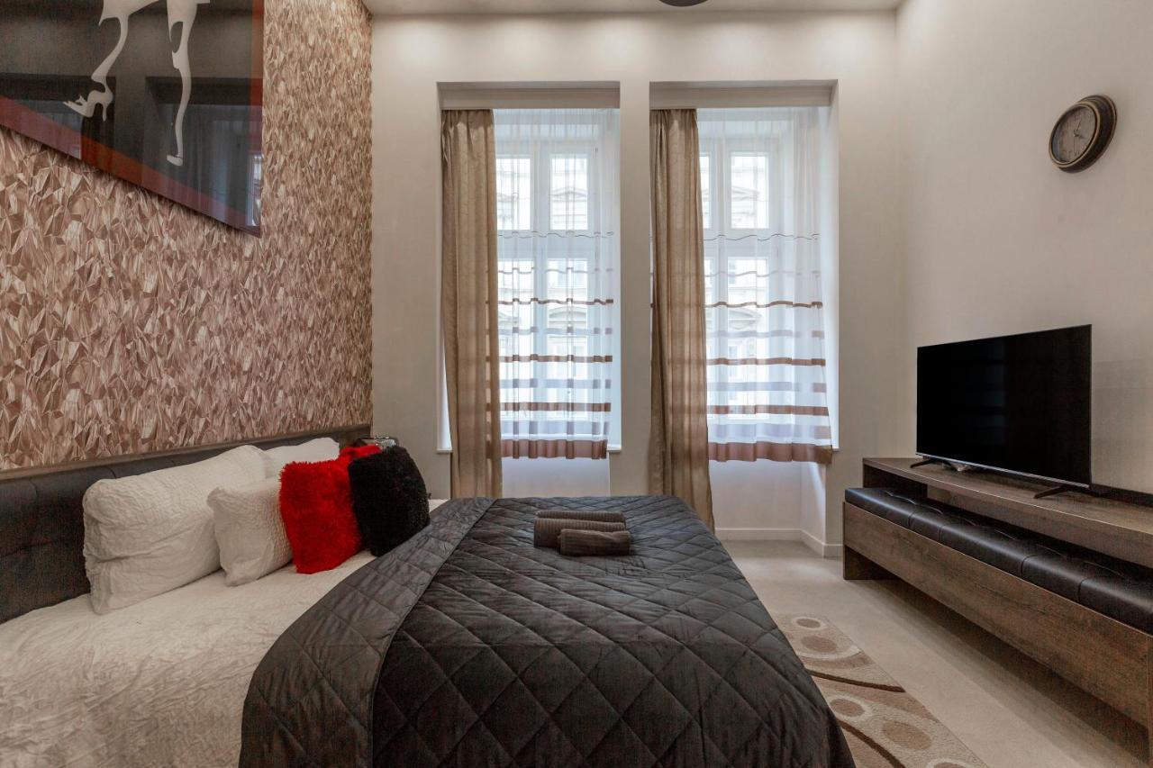 Exclusive Marilyn Apartment In The Heart Of Budapest Bagian luar foto