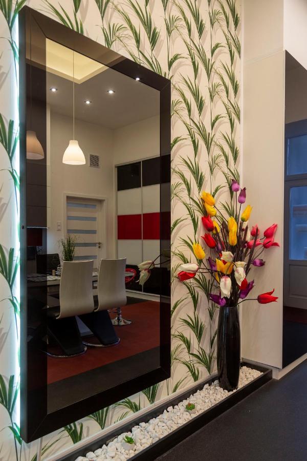 Exclusive Marilyn Apartment In The Heart Of Budapest Bagian luar foto
